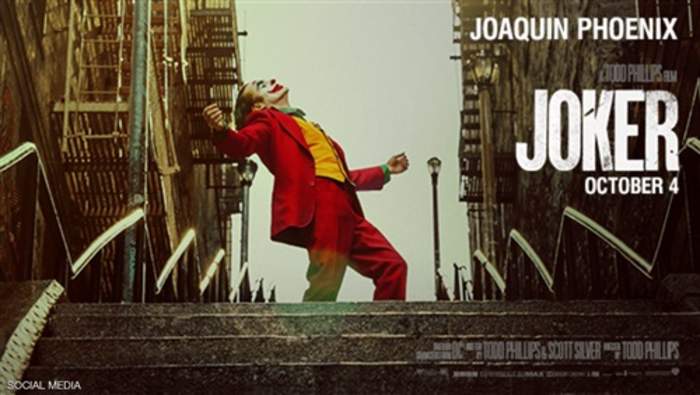 إجراءات أمنية مشددة بالشوارع والسينما قبل عرض فيلم “Joker”..