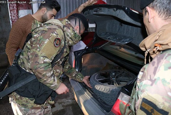 عمليات دهم للجيش في بلدتَي مقنة وبيت الطشم – البقاع وتوقيف مطلوب