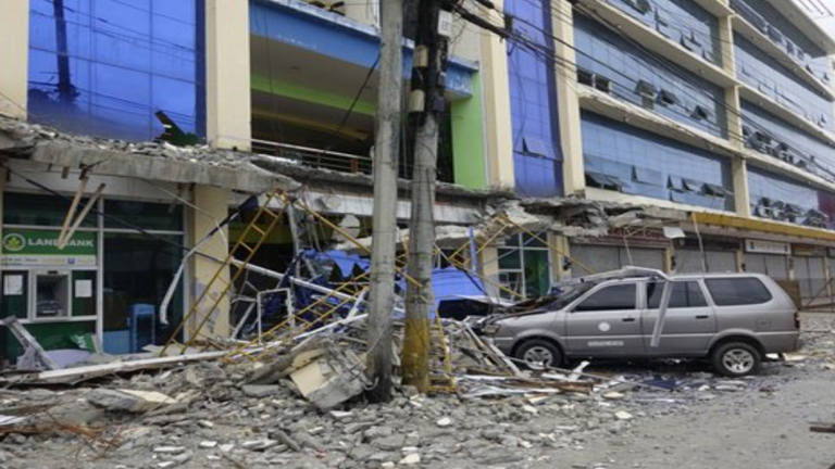 قتلى وجرحى جراء زلزال في جنوب الفلبين