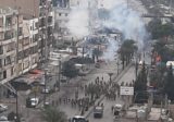 بالفيديو: إشكال بين الجيش والمتظاهرين في البداوي يوقع إصابات.. اليكم التفاصيل