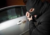 سرقة 3 سيارات في مناطق بقاعية وضبط سيارتين وعملات مزورة