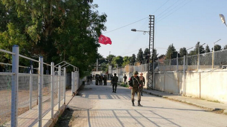 اجتماع عسكري روسي – تركي عند الحدود التركية