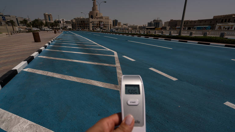 مكيفات لتخفيض درجة حرارة الشوارع في قطر!