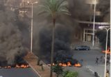 محتجون قطعوا الطريق الرئيسية بين طرابلس وعكار