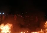 محتجون قطعوا مدخل حي الشراونة في بعلبك بالاطارات المشتعلة
