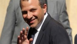  باسيل بعد الإدلاء بصوته في البترون: في هذه الانتخابات احترمنا خيار العائلات وهذا التصويت بغض النظر عن النتيجة هو لصالح البترون