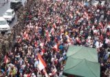 بالفيديو: اشكال كبير بين المتظاهرين في جل الديب ليل امس