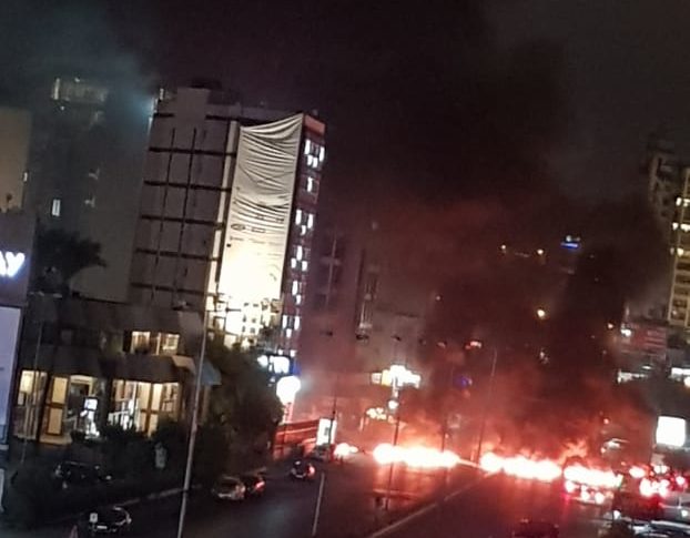 حركة المرور كثيفة على اوتوستراد انطلياس جل الديب بالاتجاهين