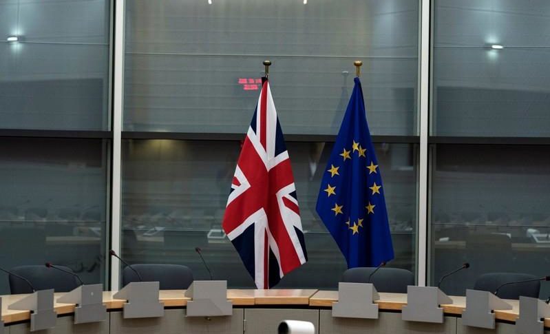 الاتحاد الأوروبي يدرس عقد قمة طارئة جديدة لخروج بريطانيا