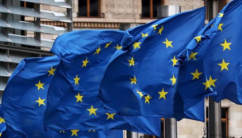 الاتحاد الأوروبي يكلف مفوضيته بإبرام صفقات جماعية لشراء الغاز
