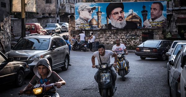 السوق اللبناني يشهد “طلباً” على الأسلحة.. مجموعات إرهابية لمواجهة المقاومة!