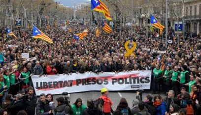 اشتباكات بين الشرطة وانفصاليين في كتالونيا