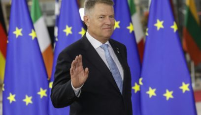 يوهانيس يتصدر الدورة الأولى من الانتخابات الرئاسية في رومانيا
