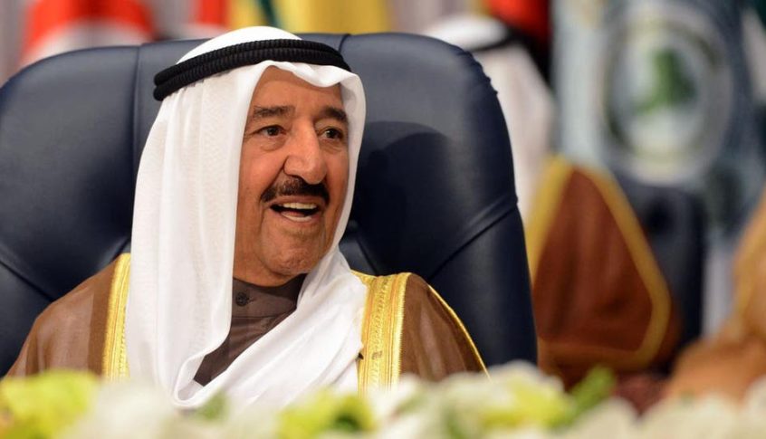 أمير الكويت يكلف وزير الخارجية بتشكيل الحكومة الجديدة
