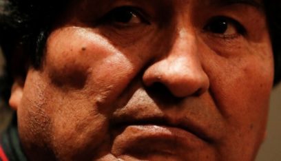 وصول نجلي الرئيس البوليفي المستقيل إلى الأرجنتين