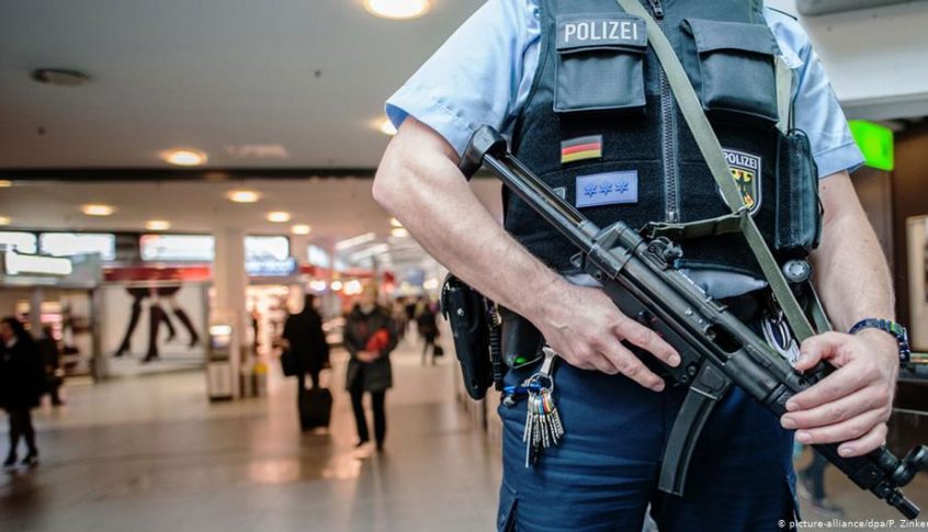 ألمانيا اعتقلت 3 يشتبه في انتمائهم لداعش بتهمة التخطيط لهجوم