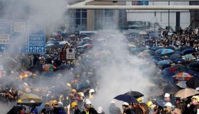 اندلاع احتجاجات في هونغ كونغ