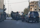 ٦ جرحى نتيجة انقلاب مركبة على اوتوستراد السعديات باتجاه بيروت