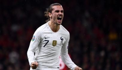 فرنسا تفوز بثنائية في أول مباراة بالإستاد الجديد في ألبانيا