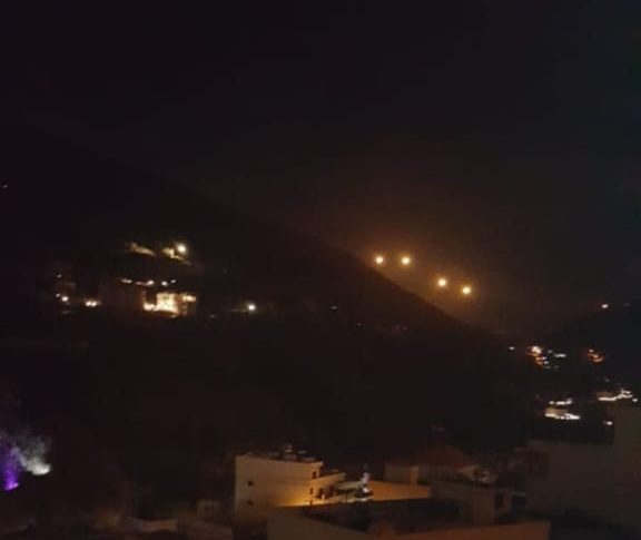 شهيدان وجرحى في غارات على كفرا وصديقين