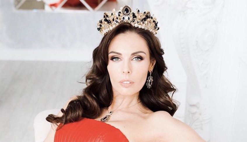 بالصور: الروسية “كسينيا كريفكو” ملكة جمال العالم للمتزوجات