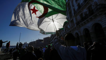 انطلاق أول محاكمة علنية لمسؤولين ورجال أعمال جزائريين