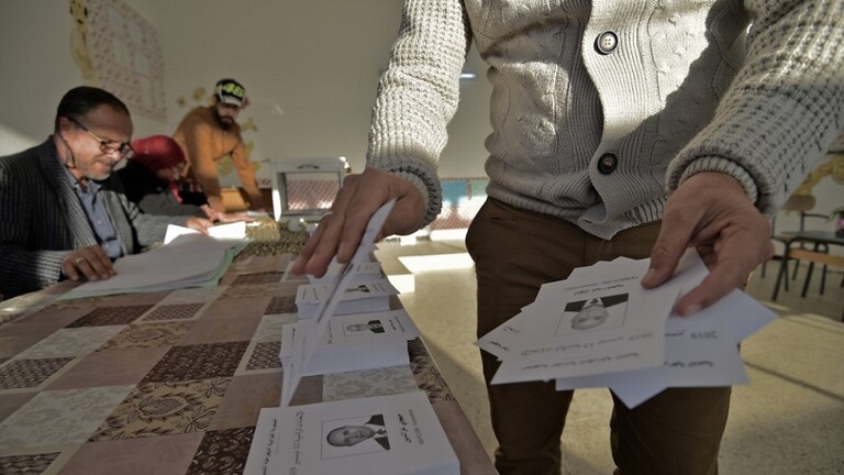 هيئة الانتخابات الجزائرية تعلق على نسبة المشاركة وسير عملية الاقتراع