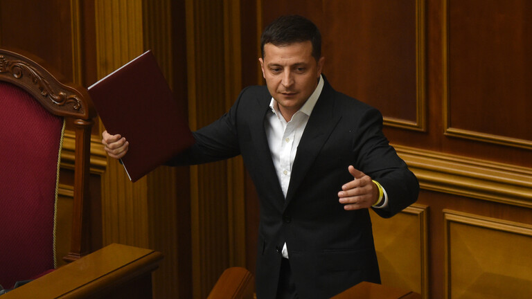 الرئيس الأوكراني يطرح أمام البرلمان مشروع قانون حول لامركزية السلطة