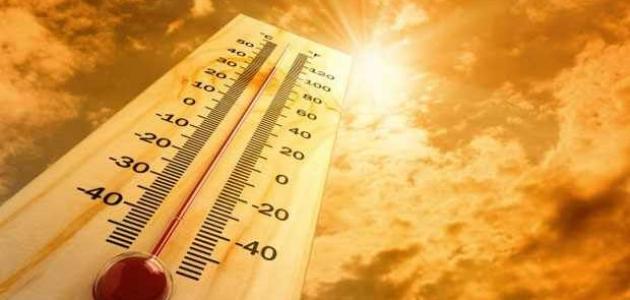 أ ف ب: درجات الحرارة تصل إلى 50,4 في الإمارات وهي الأعلى لشهر أيار