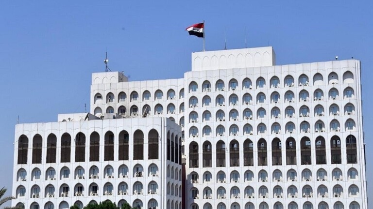 الخارجية العراقية تنفي مزاعم نقل الوزير حسين رسالة من ترامب إلى إيران