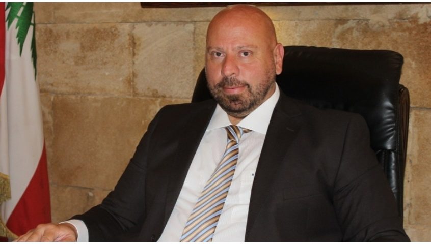 قرار لمحافظ الشمال بمنع اطلاق المفرقعات ومصادرة محال غير مرخصة تبيعها