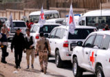 توجه فرق الإسعاف في الصليب الأحمر اللبنانيّ والدفاع المدنيّ اللبناني إلى مكان الغارات بين قانا وصدّيقين