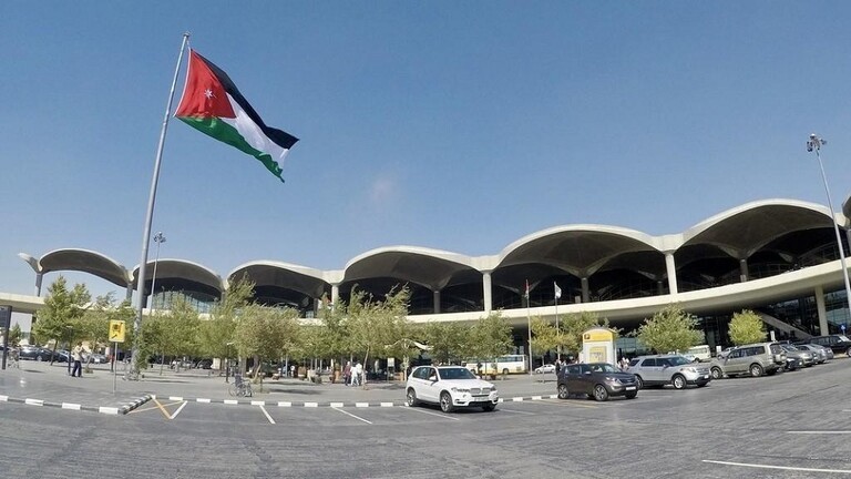 سلاح الجو الأردني ينفذ عملية إنزال جوي تضمنت مساعدات إلى قطاع غزة