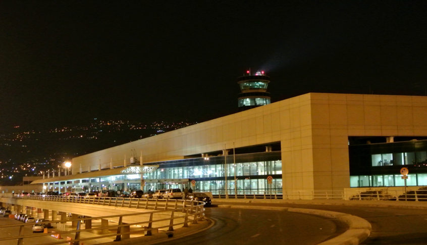 وصول طائرة من اكرا على متنها 121 لبنانياً