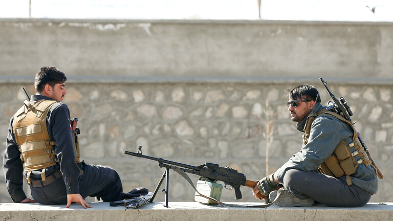 مقتل 10 رجال شرطة أفغان على الأقل بهجوم لحركة طالبان