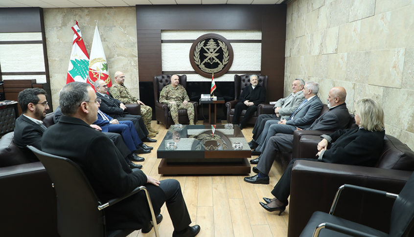 قائد الجيش عرض مع كوبيتش الاوضاع والتقى اتحاد أورا