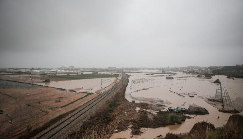 ارتفاع حصيلة ضحايا العاصفة غلوريا في اسبانيا الى 9 قتلى