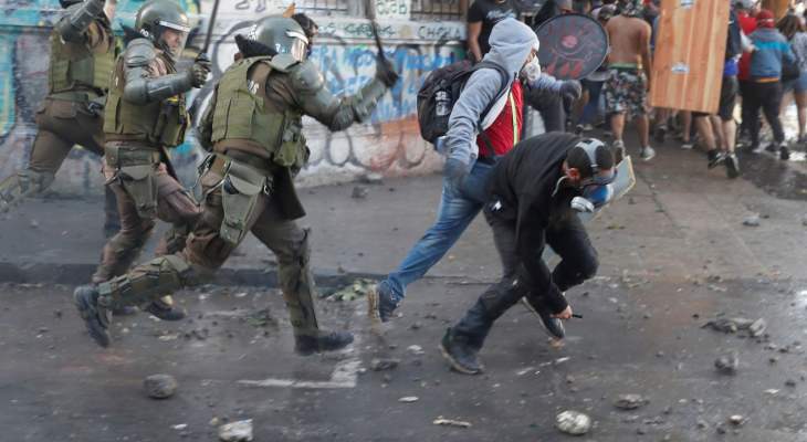 اندلاع احتجاجات جديدة في شوارع تشيلي تتحول إلى أعمال عنف