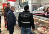 جولات تفتيشية على منتجعات سياحية ومطاعم وتنظيم محاضر ضبط بحق مخالفين