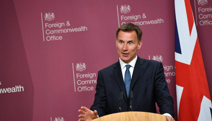 بريطانيا تعلن عزمها على مواصلة تنفيذ العقوبات ضد سوريا