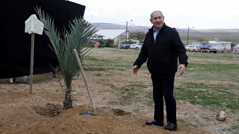 بعد زرعه شجرة في غور الأردن نتنياهو يؤكد ان هذه المنطقة ستكون جزءا من إسرائيل