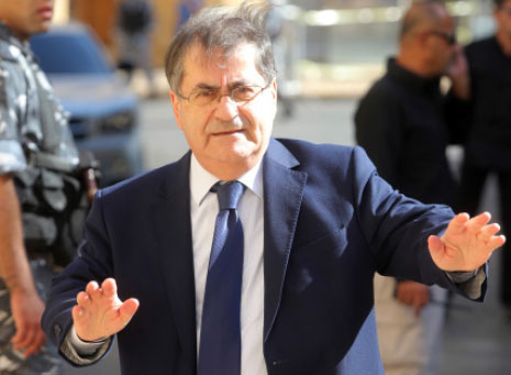 موسى يعرب عن أسفه لوفاة سجين في رومية