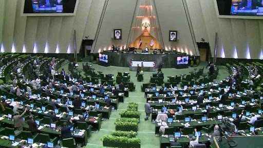 البرلمان الإيراني: إصابة 4 نواب في البرلمان بفيروس كورونا