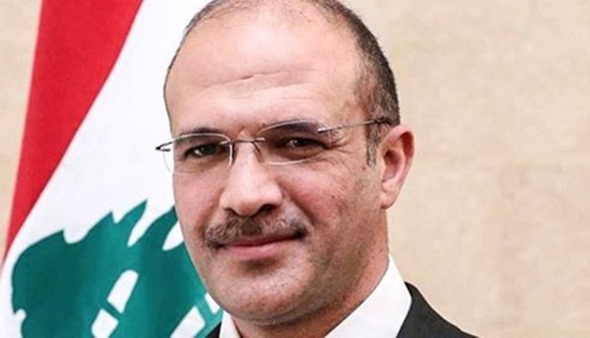 وزير الصحة: قررنا بدء الرحلات لإعادة اللبنانيين في 5 نيسان