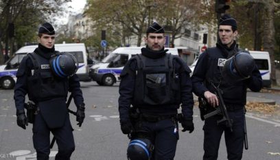 إعلام فرنسي: الرجل المتحصن داخل القنصلية الإيرانية يرتدي حزاما ناسفا و الشرطة تطوق المنطقة