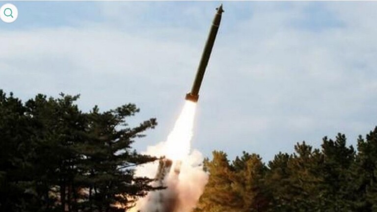 كوريا الشمالية اختبرت قاذفة صواريخ ضخمة