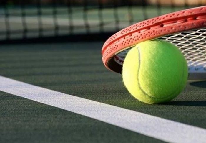 بالفيديو: اصابة أول لاعب “تنس” بفيروس “كورونا”!