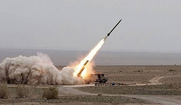 الحوثيون أعلنوا استهداف أهداف بالسعودية بـ14 طائرة مسيرة و8 صواريخ بالستية