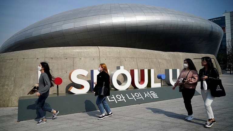 كوريا الجنوبية تعلن سيول “منطقة حرب” ضد كورونا