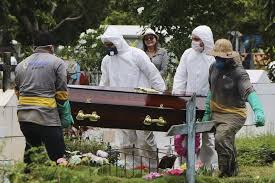السلطات الصحية في اميركا: تجاوز حصيلة الوفيات الناجمة عن كورونا حاجز 90 ألف حالة